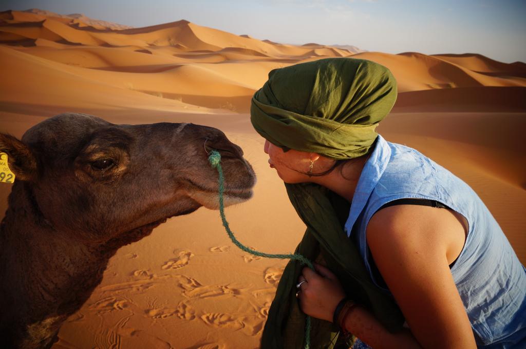 Hotel Sahara Camel Tours Camp Merzouga Zimmer foto